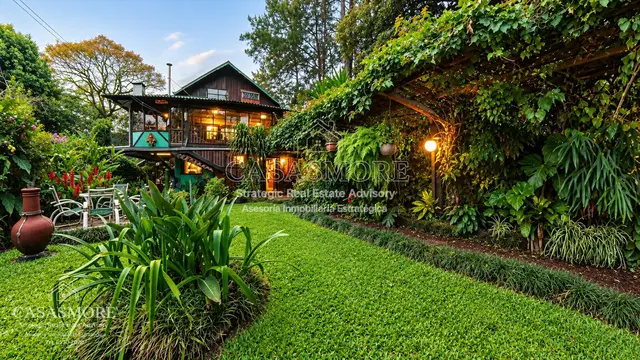 VENTA CASA + APARTAMENTO ESTILO CHALET SUIZO | 423 M² | EN EL CORAZÓN DE LOS ÁNGELES, SAN RAFAEL DE HEREDIA