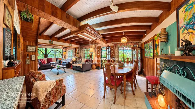 VENTA CASA + APARTAMENTO ESTILO CHALET SUIZO | 423 M² | EN EL CORAZÓN DE LOS ÁNGELES, SAN RAFAEL DE HEREDIA